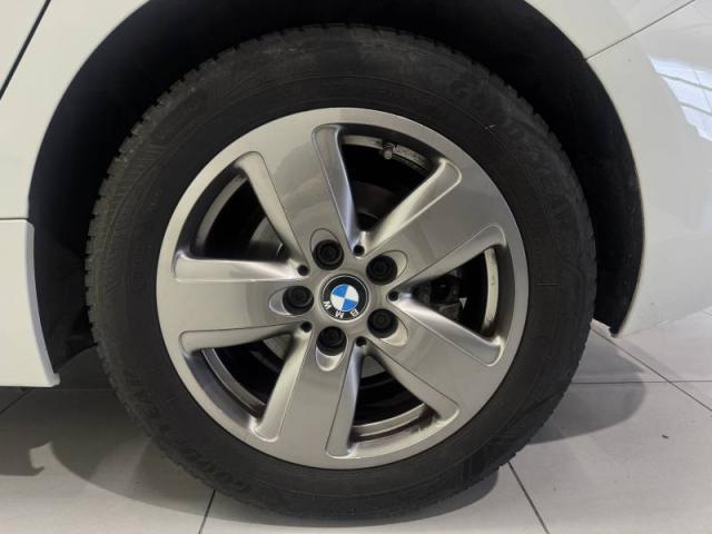Bmw Série 1 image 8
