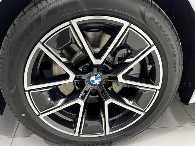 Bmw I4 image 2