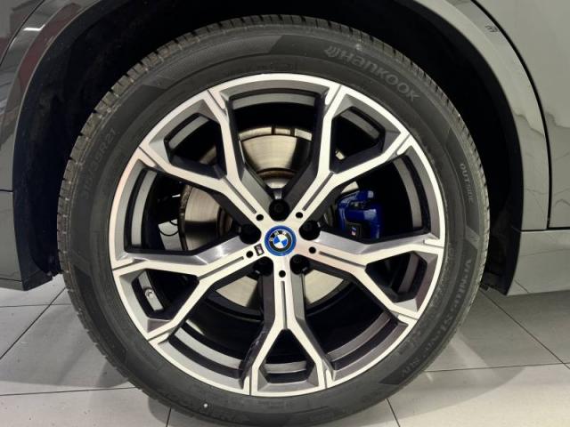 Bmw X5 image 2