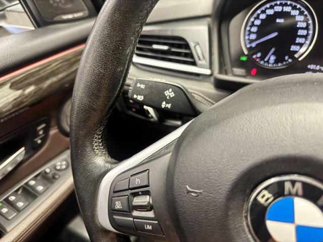 Bmw Serie 2 image 8