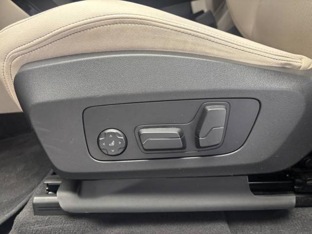 Bmw X1 image 2