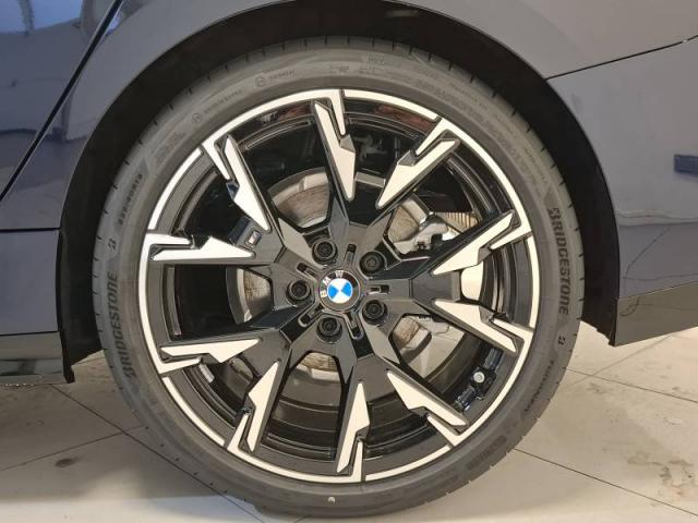 Bmw Serie 2 image 2
