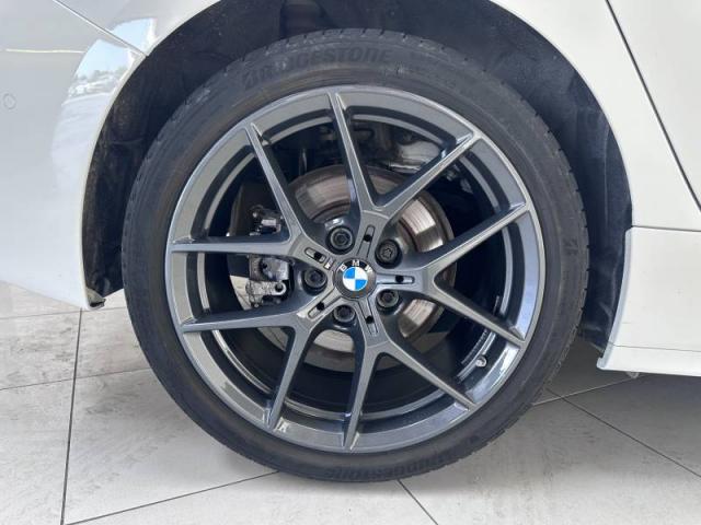 Bmw Série 1 image 2