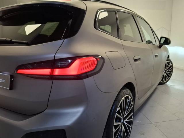 Bmw Serie 2 image 8