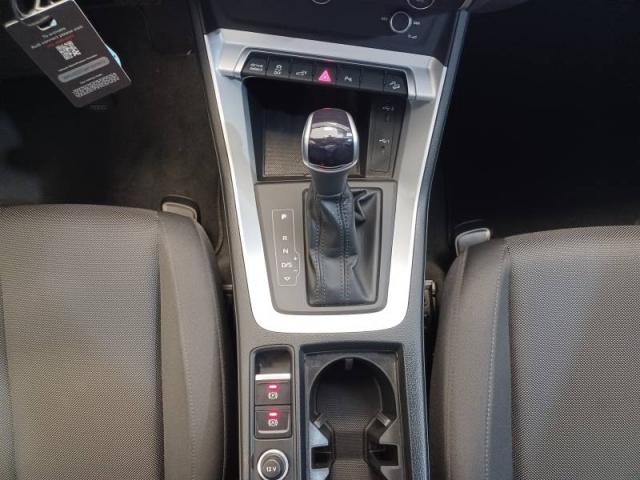 Audi Q3 image 3