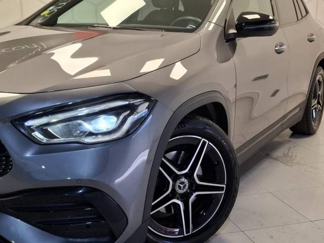 Mercedes Benz Gla image 2