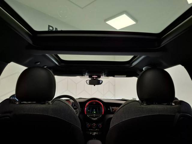 Mini Mini image 9