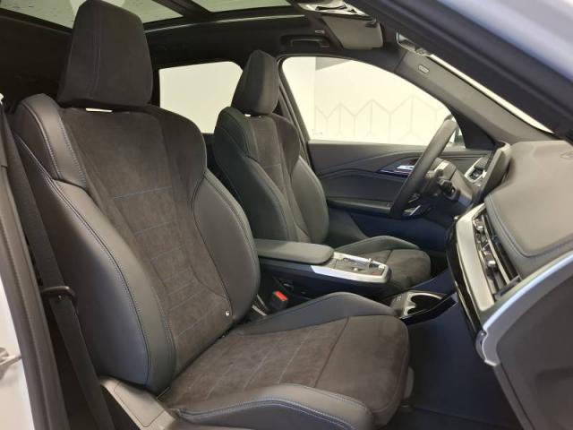 Bmw X1 image 8