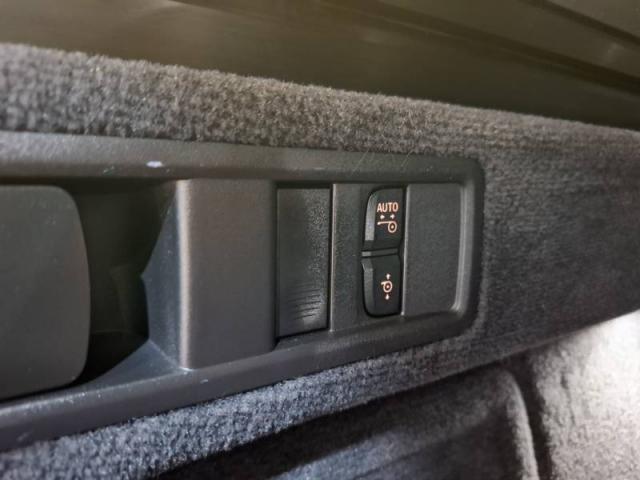 Bmw X5 image 2