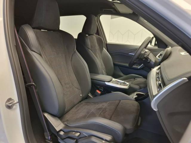 Bmw X1 image 1