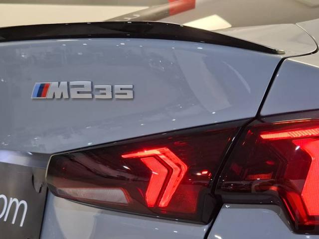 Bmw Serie 2 image 9