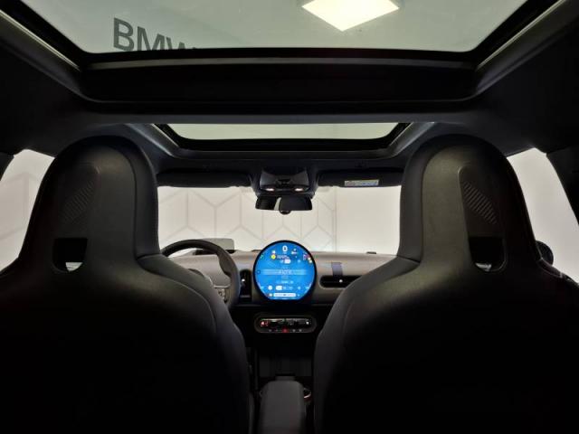 Mini Cooper image 8
