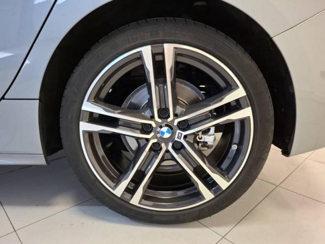 Bmw Série 1 image 4