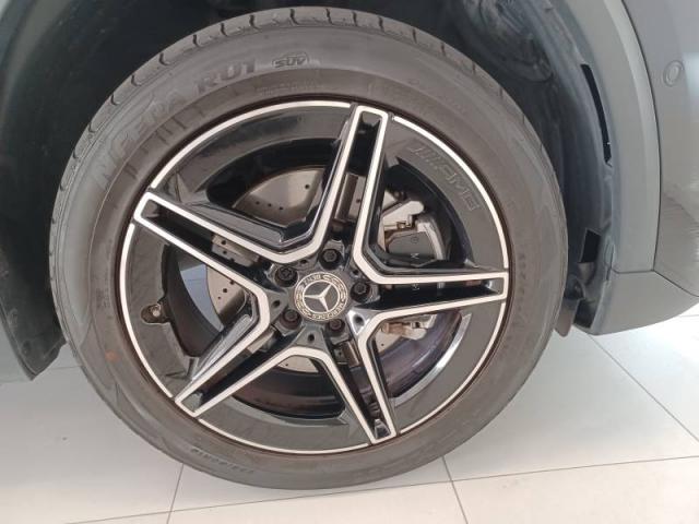 Mercedes Benz Gla image 2