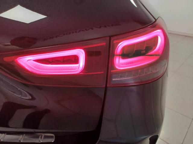 Mercedes Benz Gla image 1