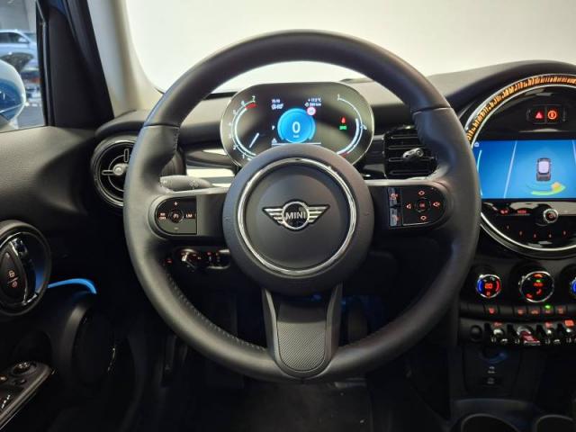 Mini Mini image 3