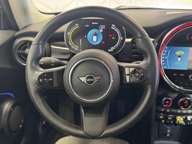 Mini Mini image 3