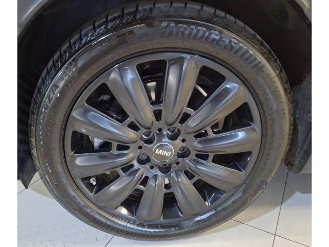Mini Mini image 4