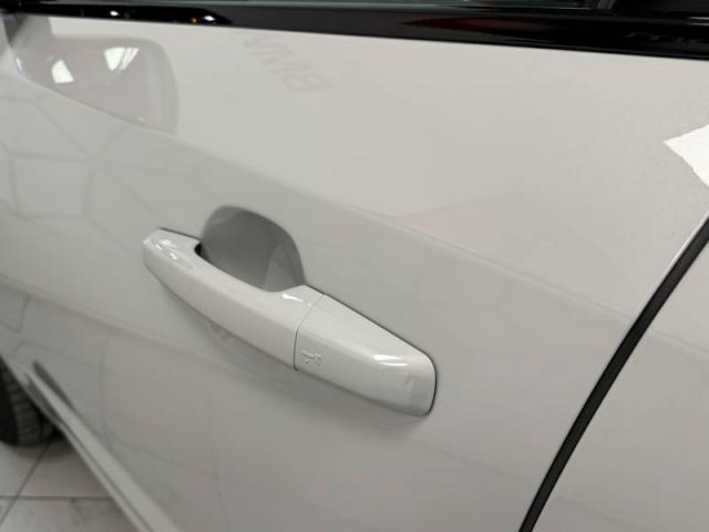 Jaguar E-Pace image 4