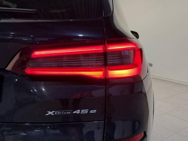 Bmw X5 image 2