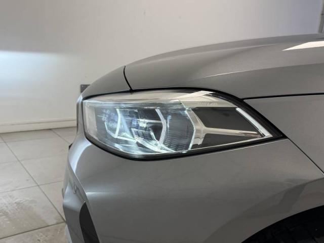 Bmw Série 1 image 4