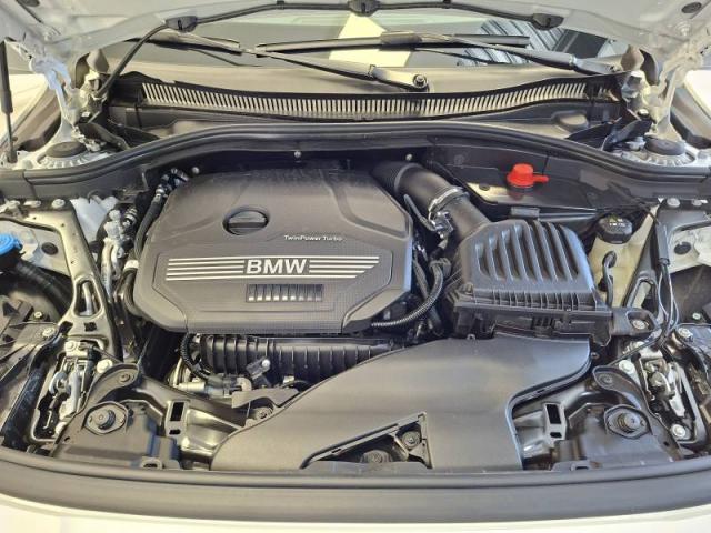 Bmw Série 1 image 9