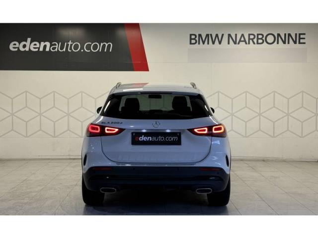Mercedes Benz Gla image 8