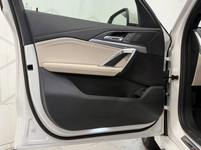 Bmw X1 image 6