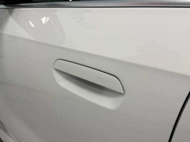 Bmw X1 image 4
