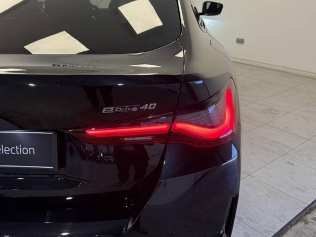 Bmw I4 image 9