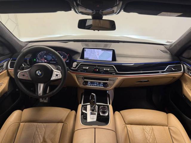 Bmw Série 7 image 8