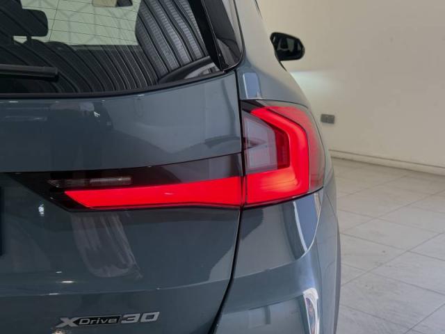 Bmw X1 image 2