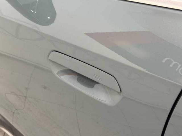Bmw X1 image 9