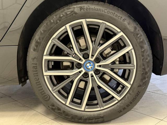 Bmw Serie 2 image 1