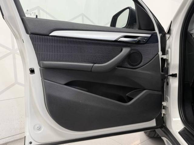 Bmw X1 image 1
