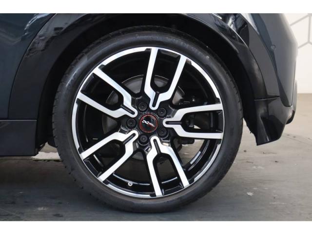 Mini Cooper image 3