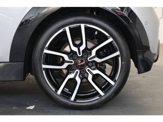 Mini Cooper image 5