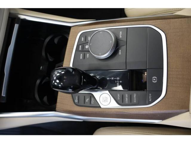 Bmw Série 3 image 9