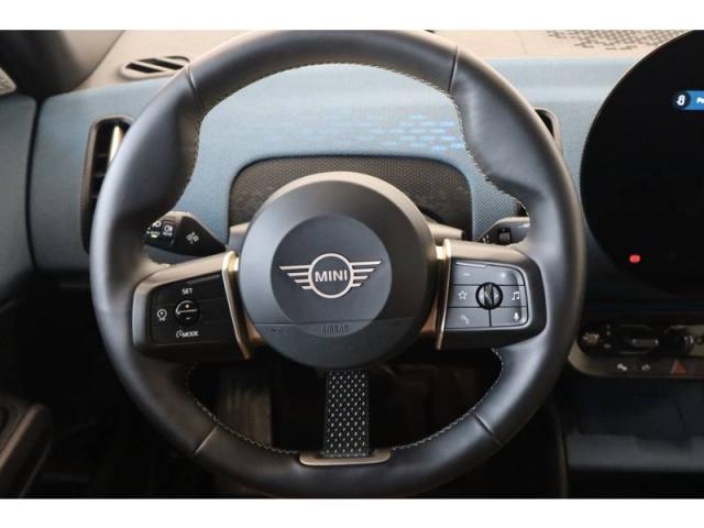 Mini Countryman image 7