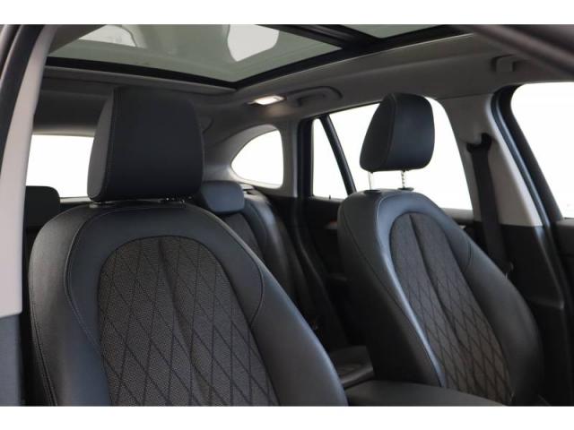 Bmw X1 image 9