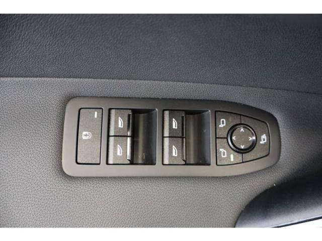 Bmw Ix image 2