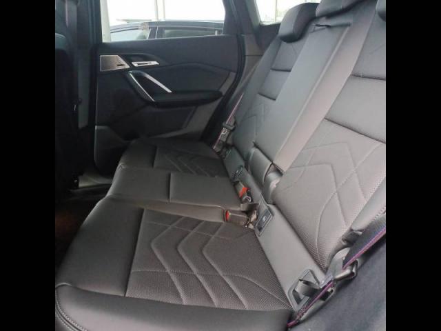 Bmw X1 image 1