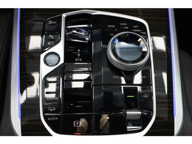Bmw X5 image 2