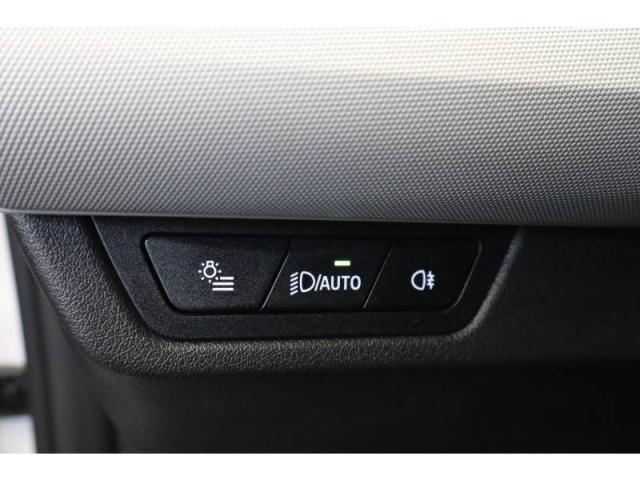 Bmw X1 image 2