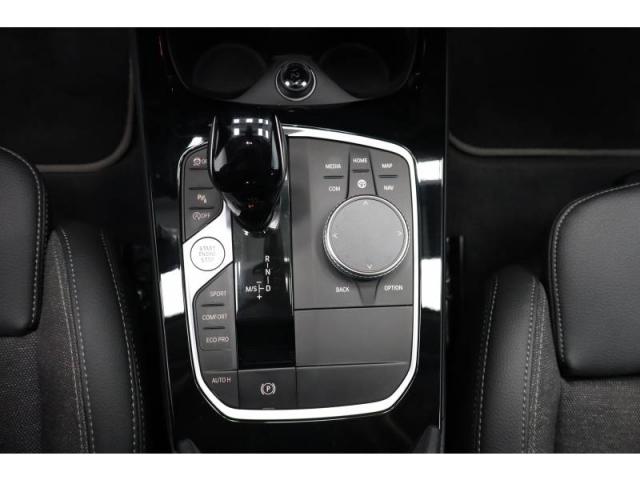 Bmw Série 1 image 9