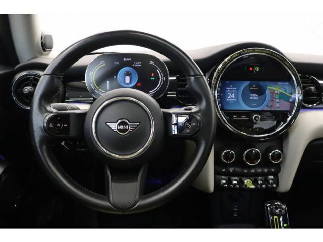 Mini Mini image 5