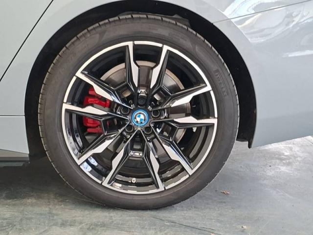 Bmw I4 image 2