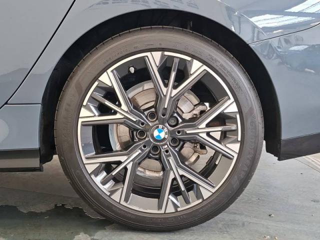 Bmw Serie 2 image 6