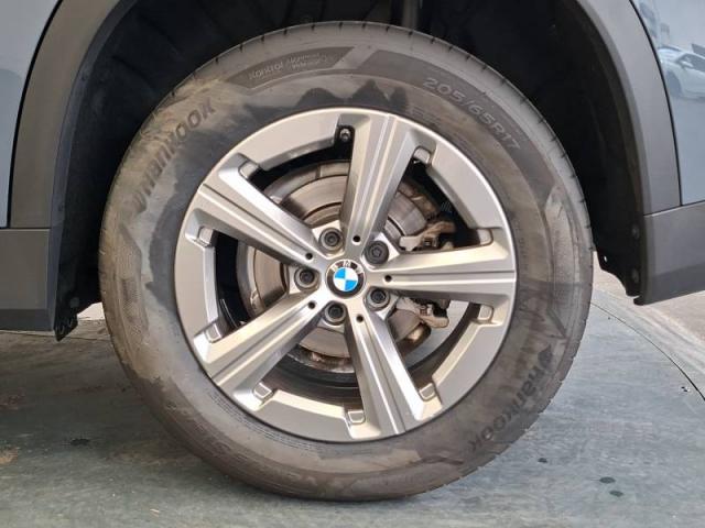 Bmw X1 image 8