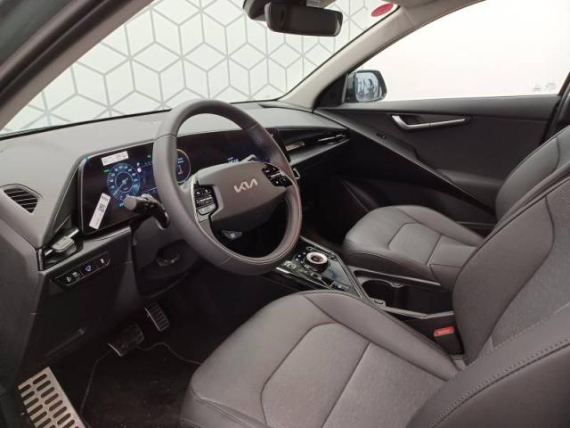 Kia Niro image 9